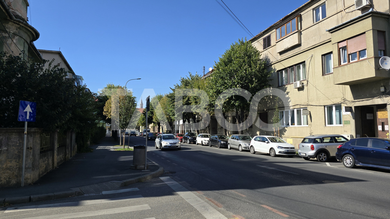 Apartament de inchiriat 2 camere mobilate utilate Facultatea de Litere