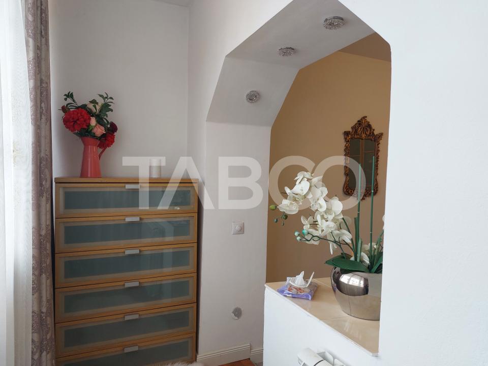 Apartament de inchiriat 3 camere 2 bai aproape de parc Valea Aurie