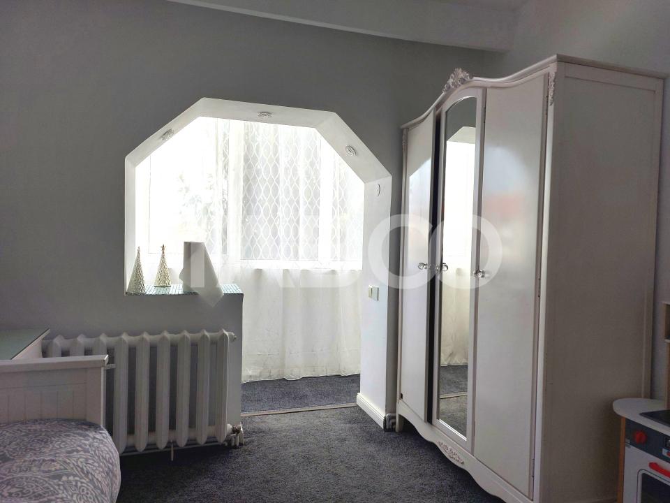 Apartament de inchiriat 3 camere 2 bai aproape de parc Valea Aurie