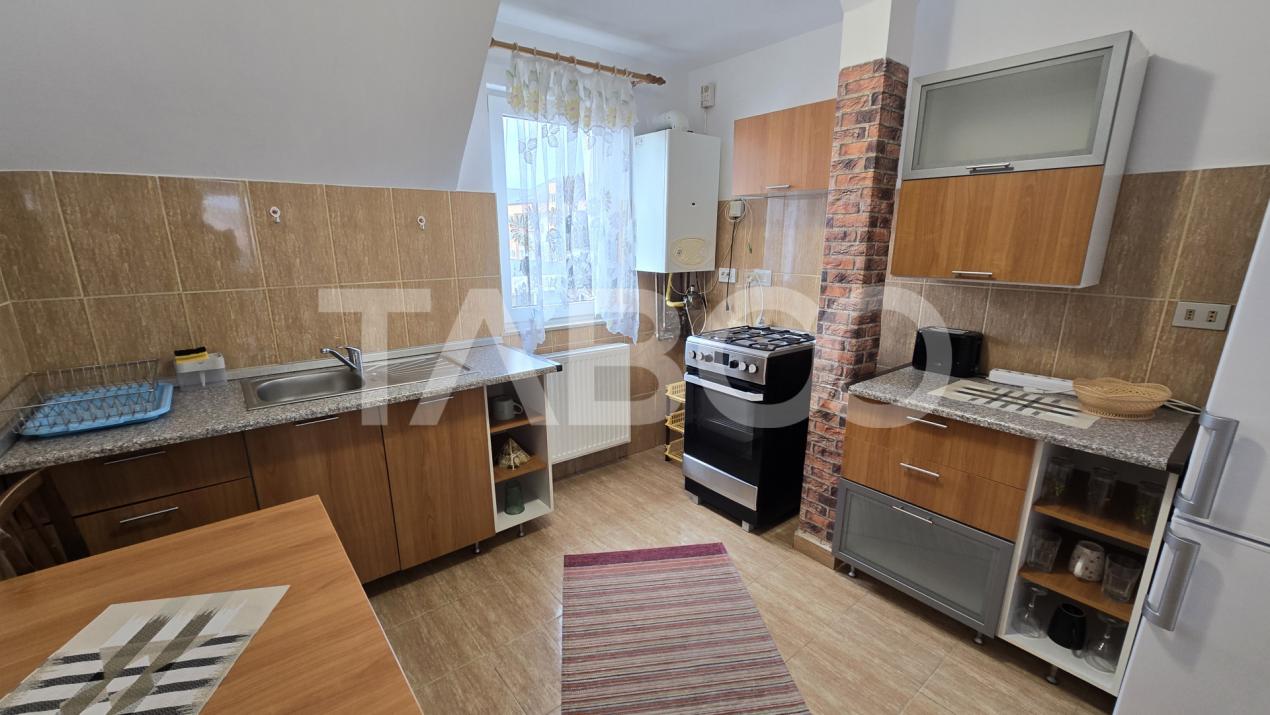 Apartament de inchiriat 3 camere 2 bai zona Bellissima Terezian Sibiu