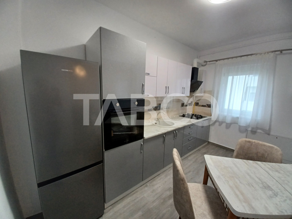 Apartament de inchiriat 3 camere balcon zona Kaufland Arhitectilor