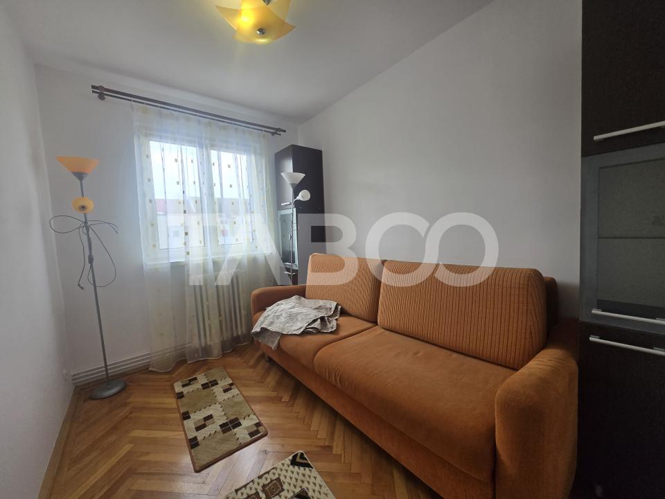 Apartament de inchiriat 60mp 3 camere balcon zona Mihai Viteazul Sibiu