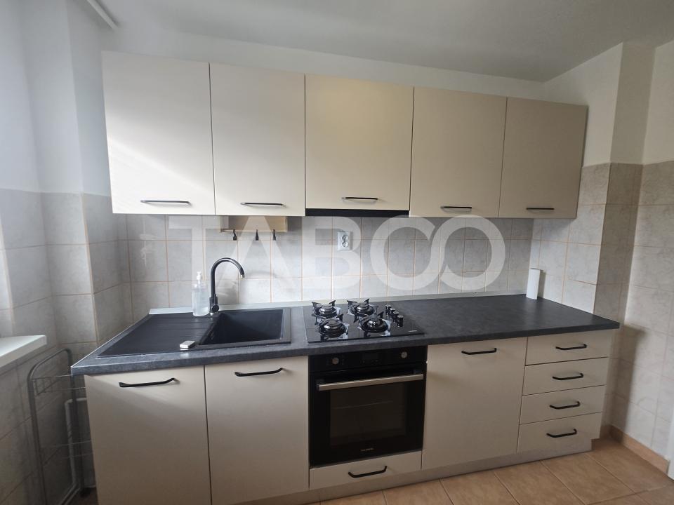 Apartament de inchiriat 60mp 3 camere balcon zona Mihai Viteazul Sibiu