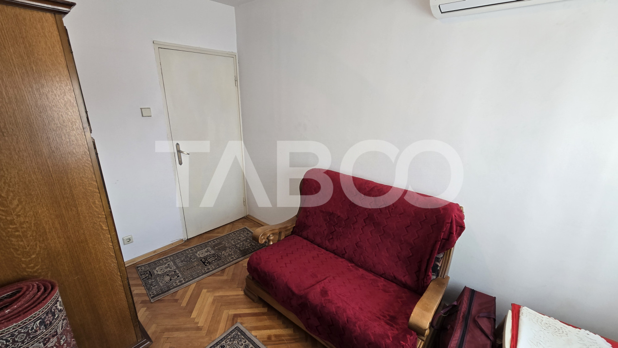 Apartament de inchiriat Central 3 camere balcon mobilat utilat
