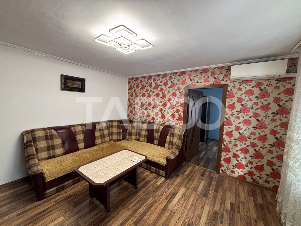 Apartament de inchiriat cu 2 camere + balcon zona Terezian Sibiu
