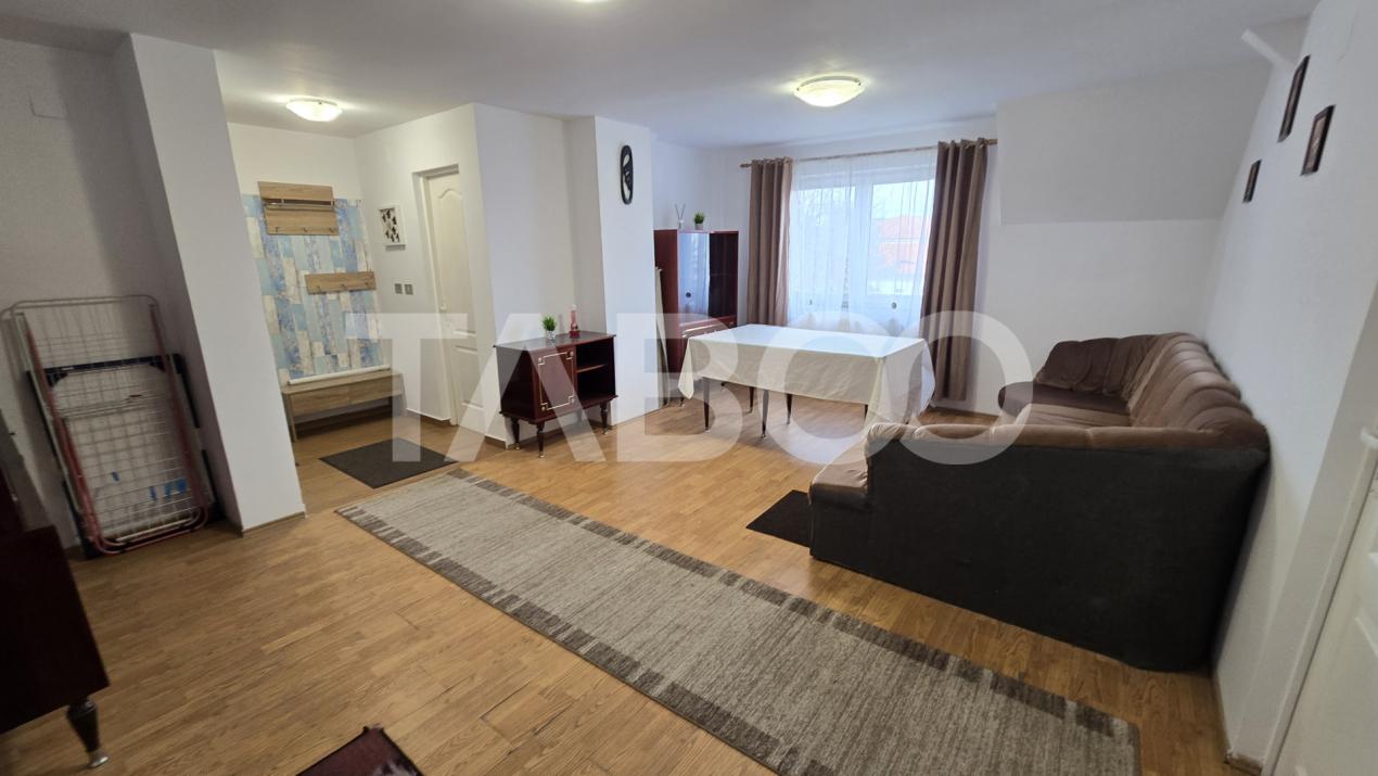 Apartament de inchiriat cu 3 camere 2 bai in zona Terezian Sibiu