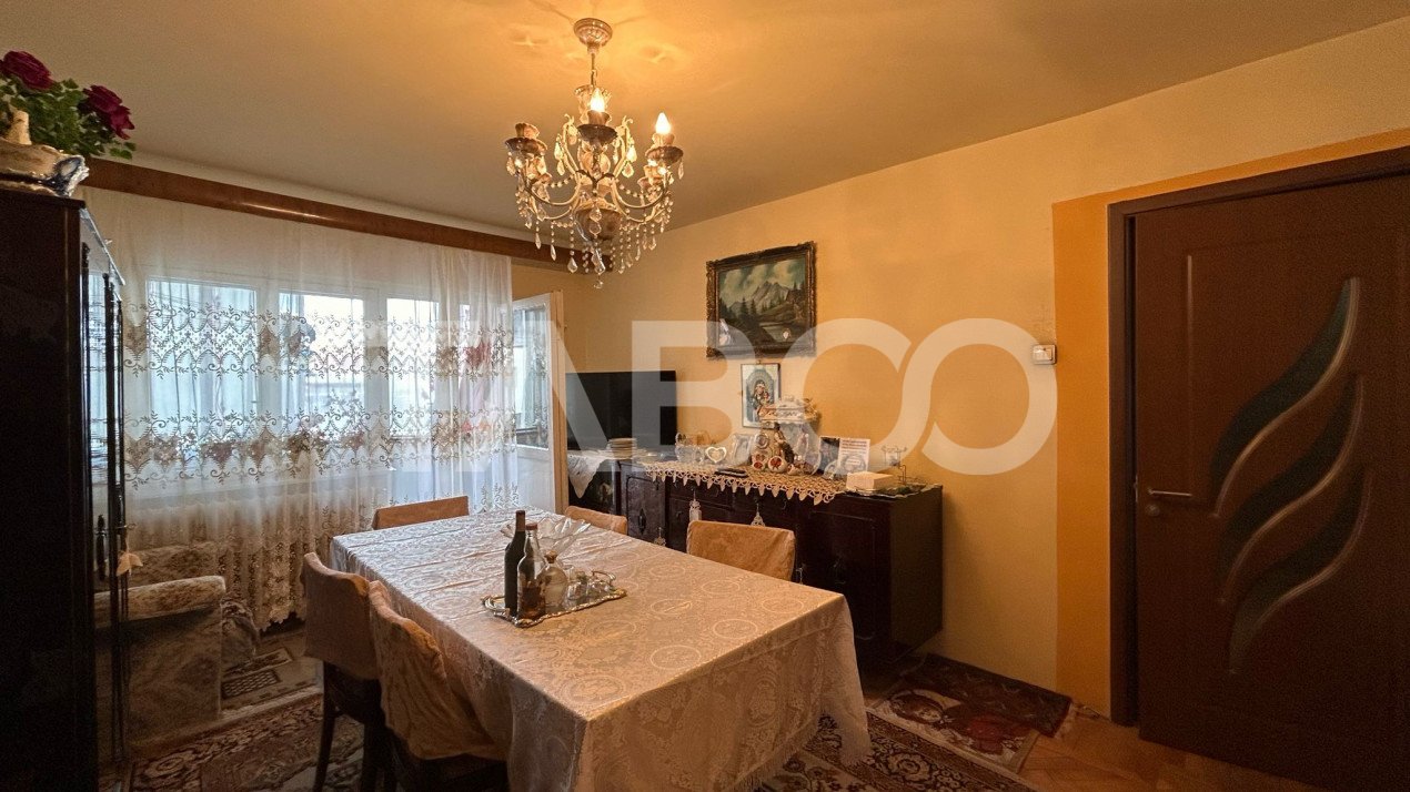 Apartament de inchiriat cu 3 camere decomandat 65 mpu Terezian Sibiu