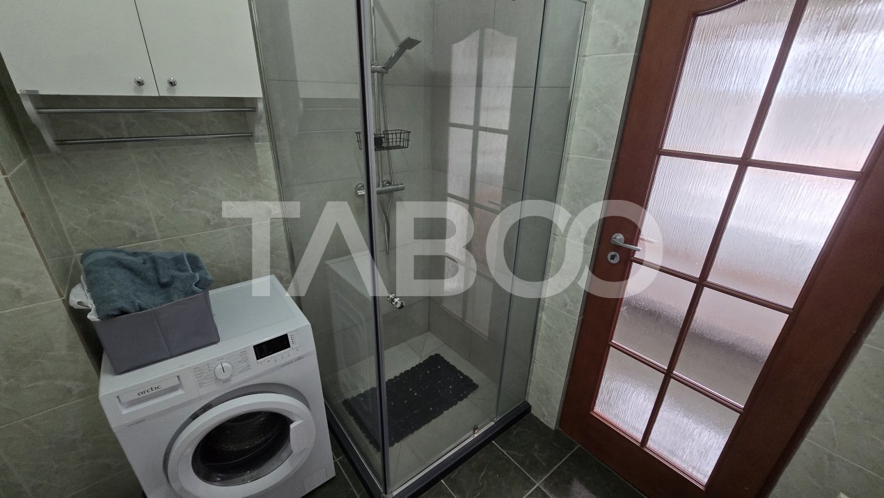 Apartament de inchiriat etaj intermediar Central 2 camere
