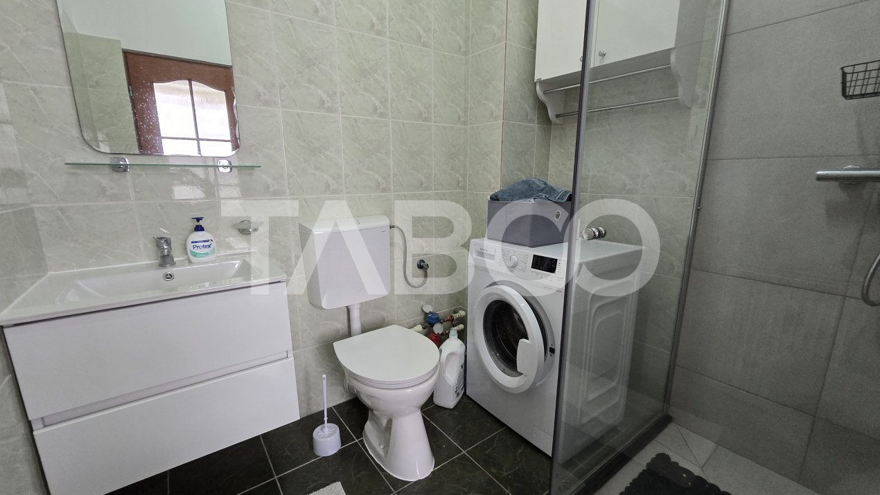 Apartament de inchiriat etaj intermediar Central 2 camere