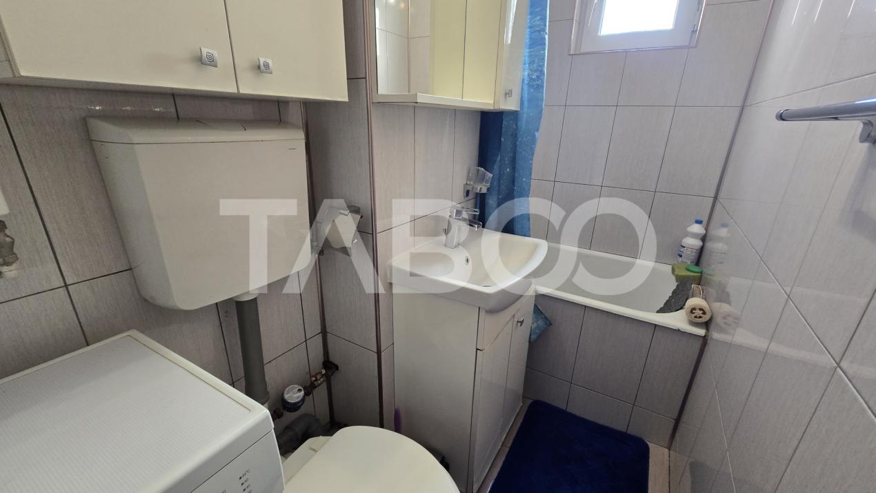 Apartament de inchiriat mobilat si utilat cu 2 camere in Vasile Aaron