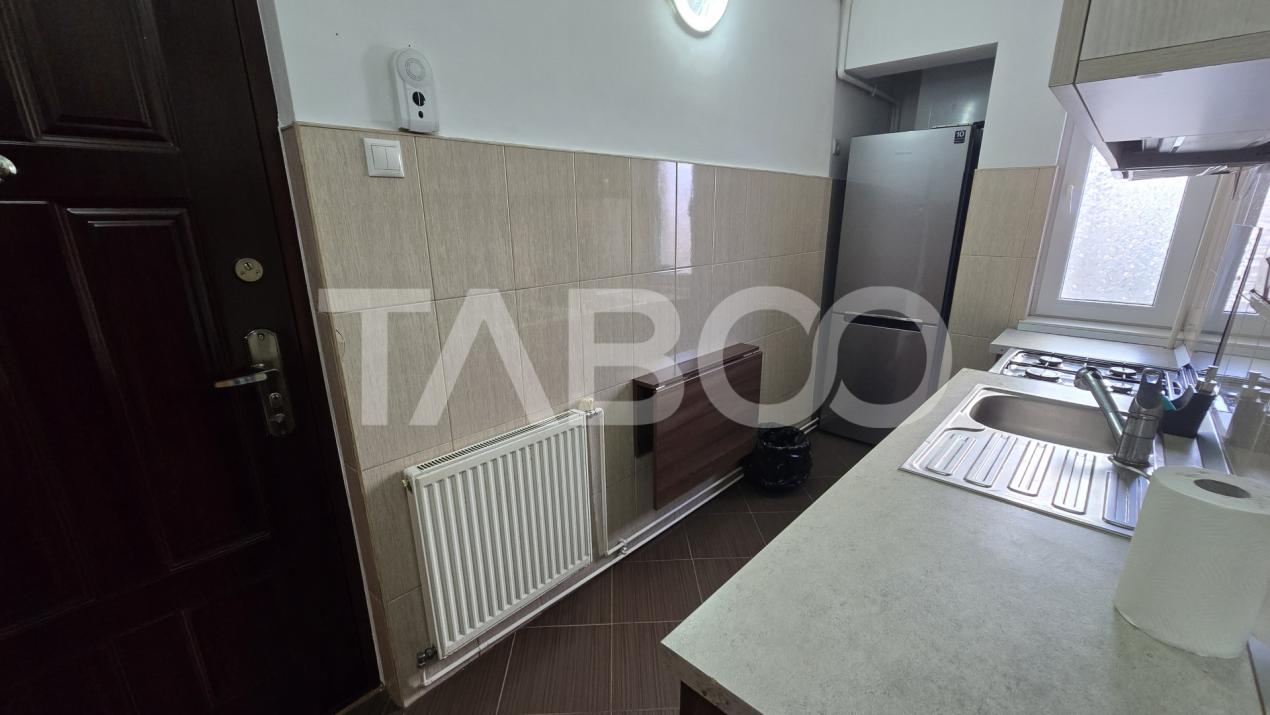 Apartament de inchiriat mobilat si utilat cu 2 camere in Vasile Aaron