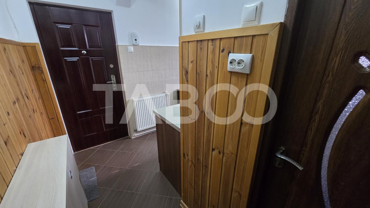 Apartament de inchiriat mobilat si utilat cu 2 camere in Vasile Aaron