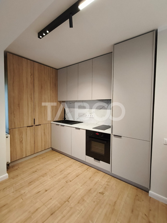 Apartament de inchiriat renovat mutare imediata 68 mpu Strand