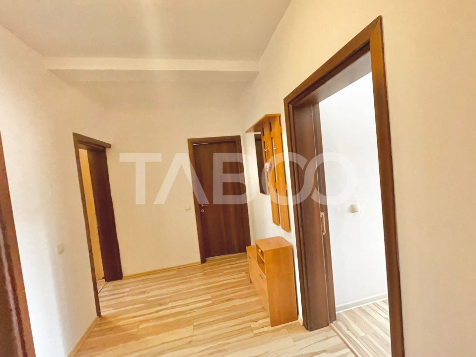 Apartament de inchiriat Strand 3 camere 2 balcoane 2 bai parcare