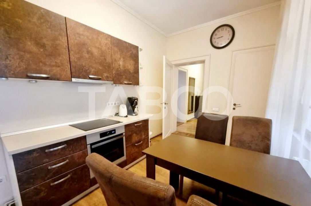 Apartament de vanzare 2 camere 2 bai 2 pivnite in Centrul Istoric