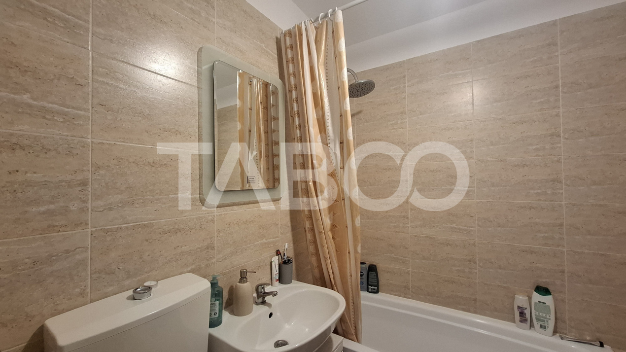 Apartament de vanzare 2 camere 40 mp zona Calea Surii Mici Magnolia