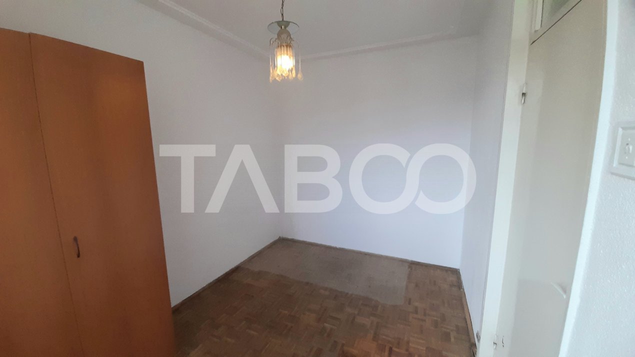 Apartament de vanzare 2 camere 40mp balcon Sibiu Zona Mihai Viteazul