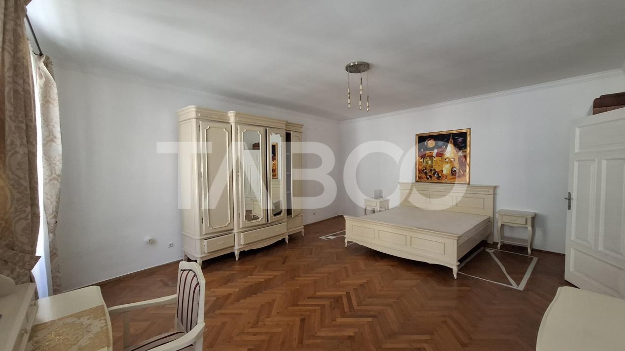 Apartament de vanzare 2 camere 70 mp in Centrul Istoric al Sibiului