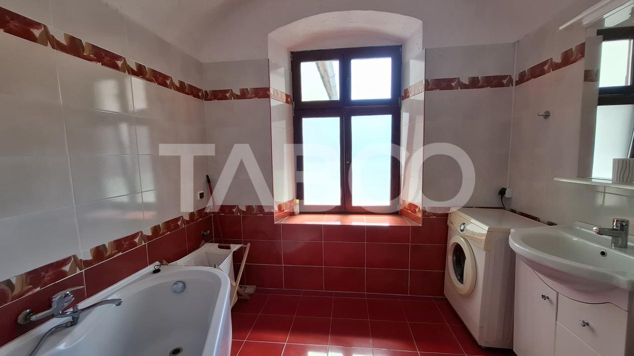 Apartament de vanzare 2 camere 70 mp in Centrul Istoric al Sibiului
