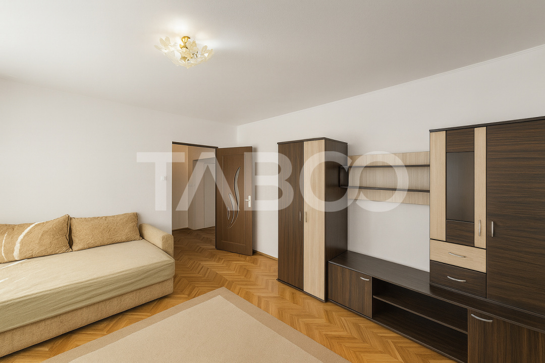 Apartament de vanzare 2 camere balcon etaj intermediar
