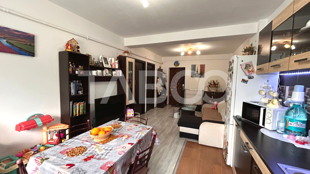 Apartament de vanzare 2 camere balcon si loc de parcare Doamna Stanca