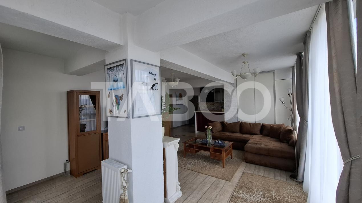 Apartament de vanzare 2 camere decomandat 59 mp zona Doamna Stanca