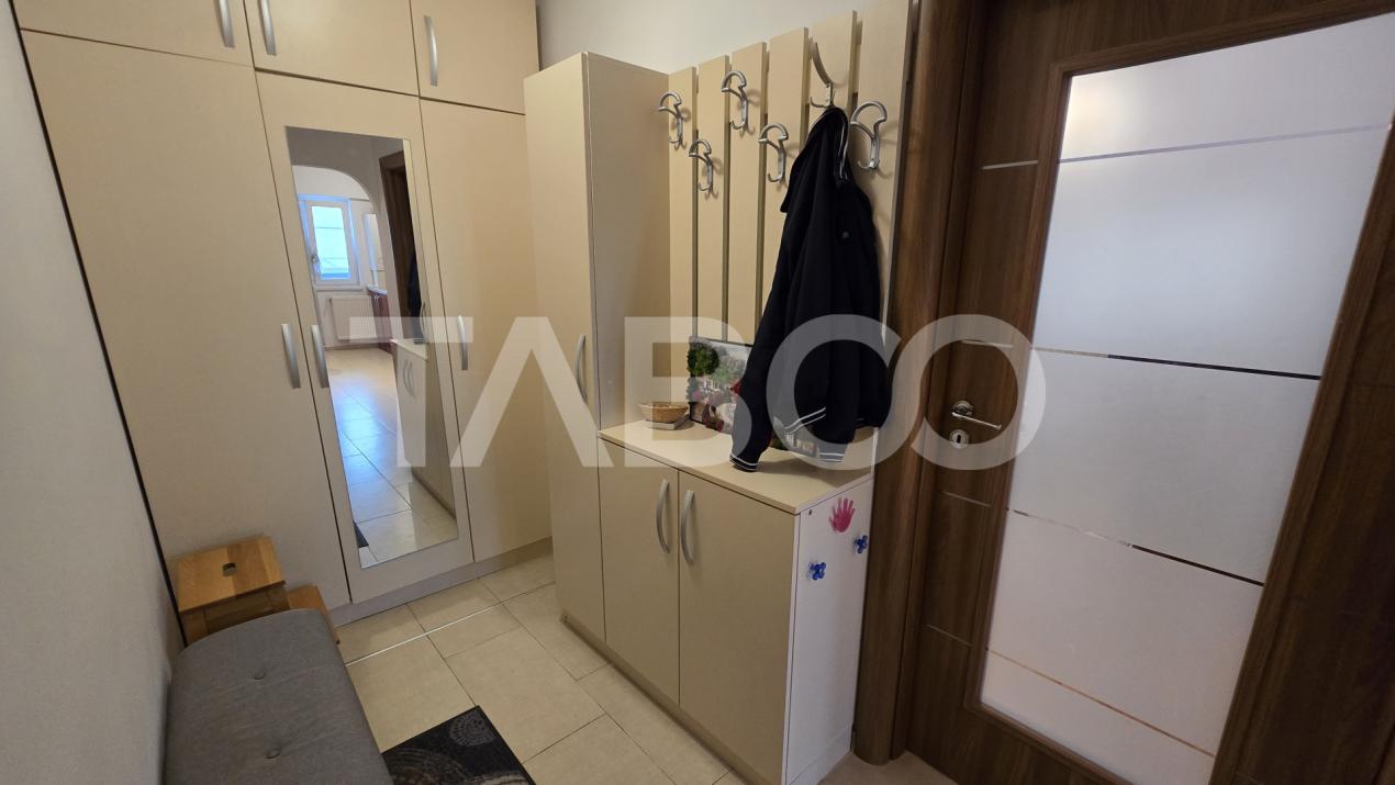 Apartament de vanzare 2 camere decomandate 60mp mobilat utilat Central