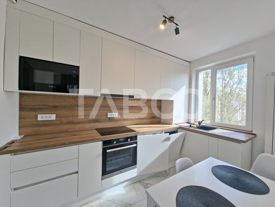 Apartament de vanzare 2 camere decomandate balcon Rahovei