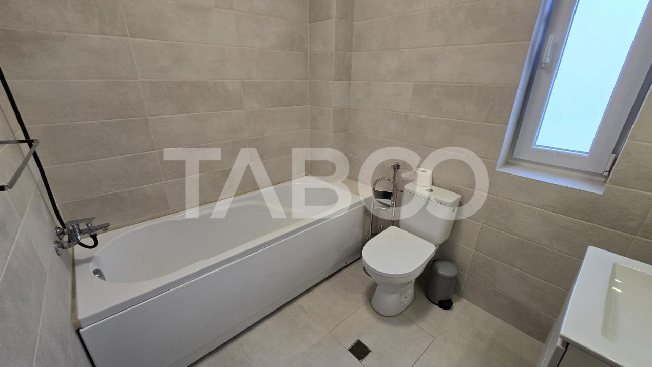 Apartament de vanzare 2 camere decomandate debara si parcare Selimbar