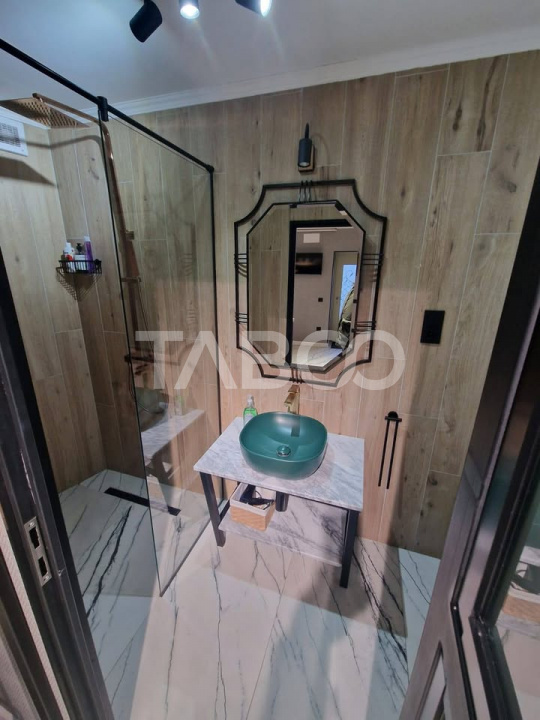 Apartament de vanzare 2 camere dressing terasa in Centrul Istoric