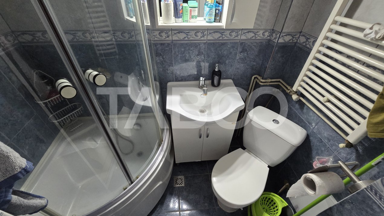 Apartament de vanzare 2 camere mobilat utilat Lazaret  