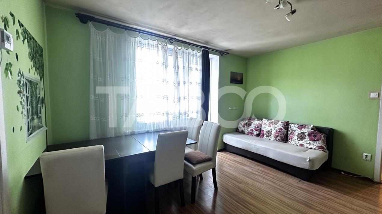 Apartament de vanzare 2 camere mobilate utilate zona Mihai Viteazul
