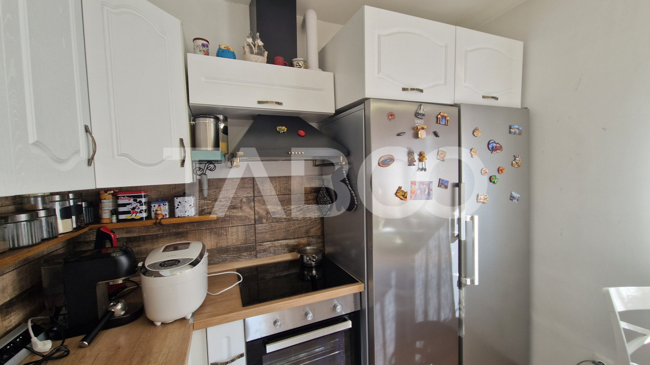 Apartament de vanzare 2 camere pod depozitare parcare si 2 balcoane