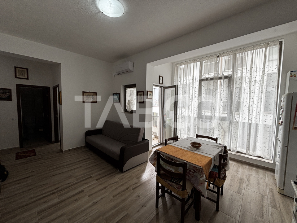 Apartament de vanzare 2 camere prima afisare zona Doamna Stanca