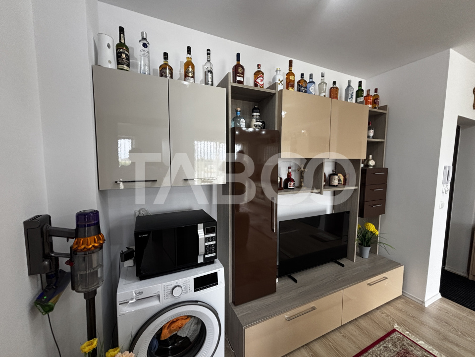 Apartament de vanzare 2 camere prima afisare zona Turnisor