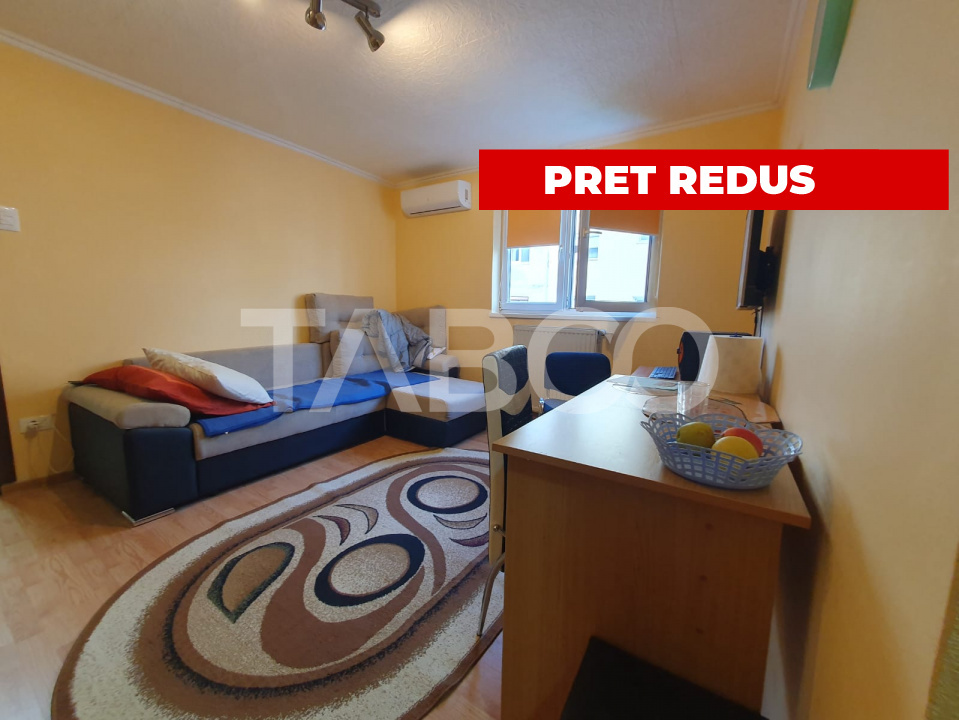 Apartament de vanzare 2 camere semidecomandat zona 13 Decembrie