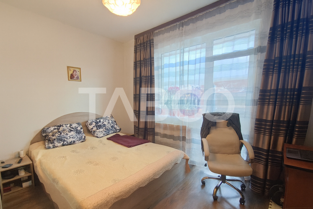 Apartament de vanzare 3 camere 2 bai etaj 1 zona Brana Selimbar