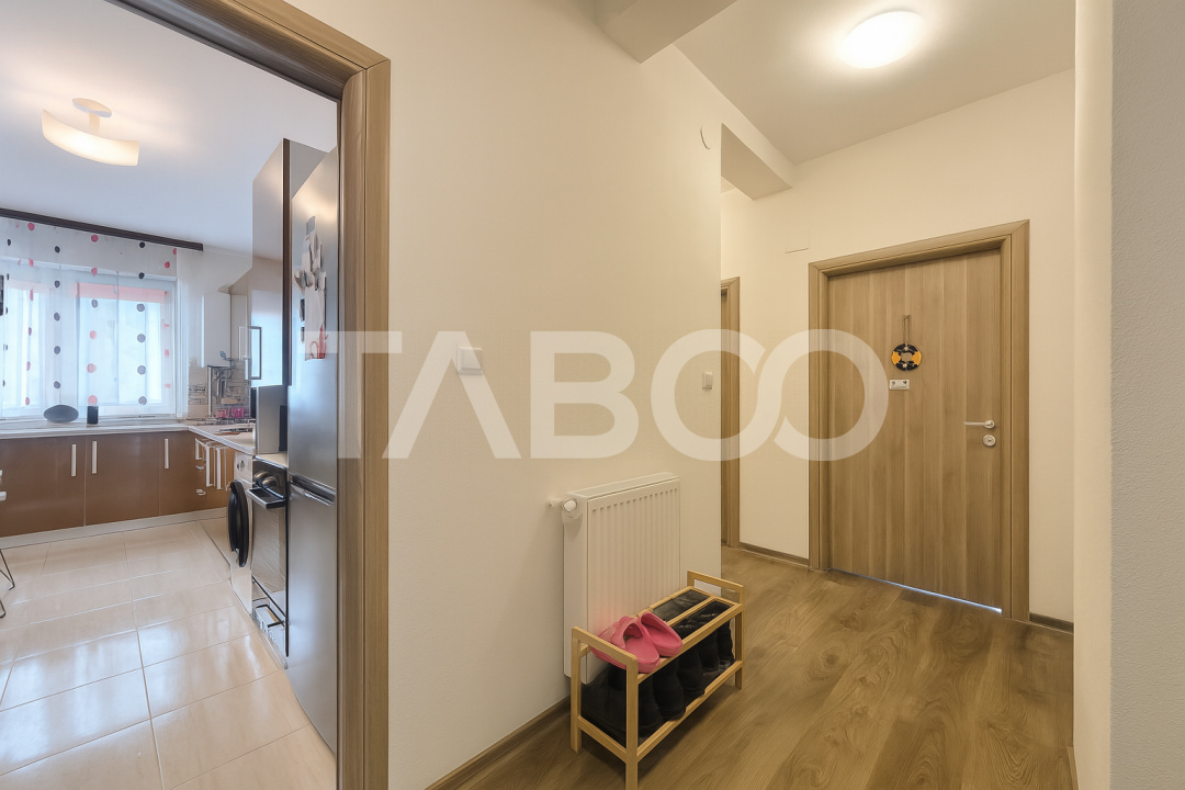 Apartament de vanzare 3 camere 2 bai etaj 1 zona Brana Selimbar