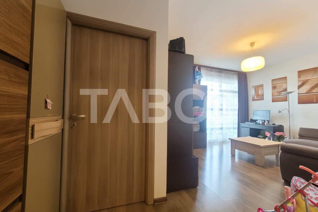 Apartament de vanzare 3 camere 2 bai etaj 1 zona Brana Selimbar