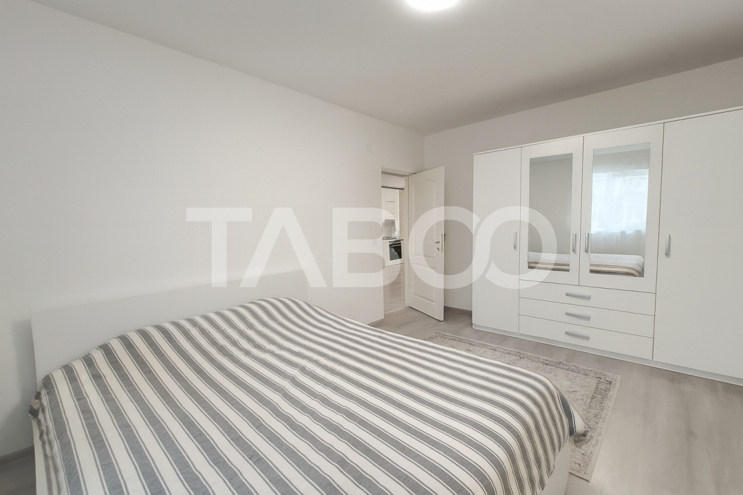 Apartament de vanzare 3 camere 2 bai gradina 74mp si parcare Selimbar