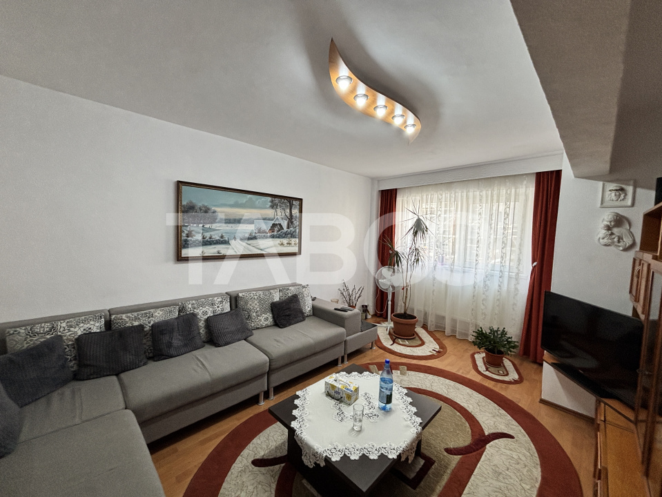Apartament de vanzare 3 camere 65mp cu pivnita zona Valea Aurie Sibiu