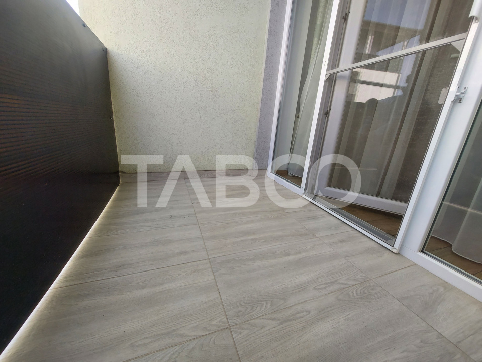 Apartament de vanzare 3 camere 70 mpu etaj 1 dressing 2 balcoane
