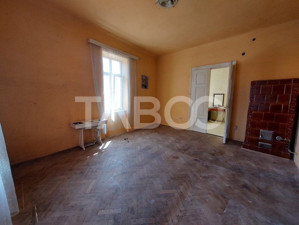 Apartament de vanzare 3 camere 75 mpu etaj 1 Centrul Istoric din Sibiu in Sibiu - G-ral Gheorghe Magheru