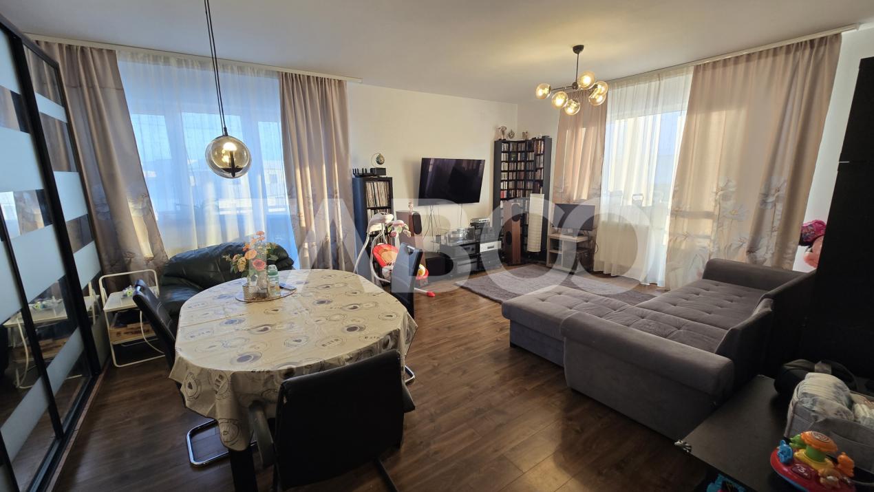 Apartament de vanzare 3 camere 93mp 2 bai balcon si lift Rahovei Sibiu