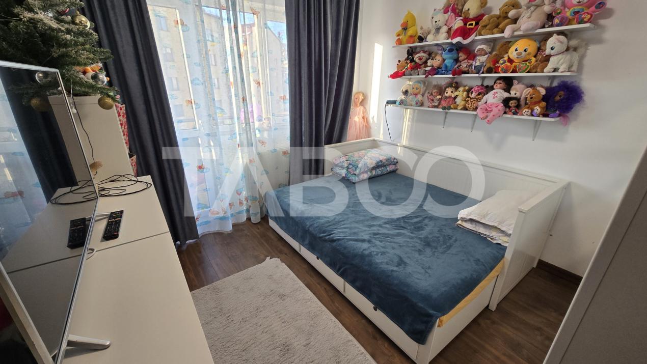 Apartament de vanzare 3 camere 93mp 2 bai balcon si lift Rahovei Sibiu