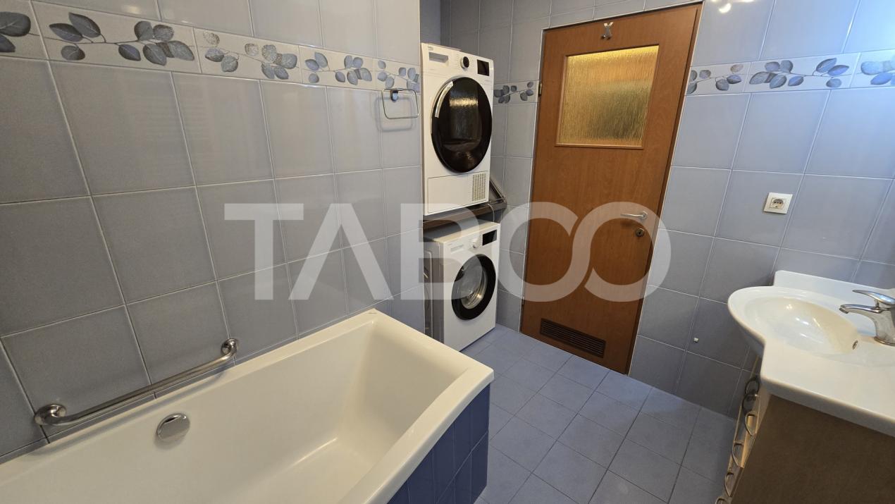 Apartament de vanzare 3 camere decomandate si balcon in zona Rahovei