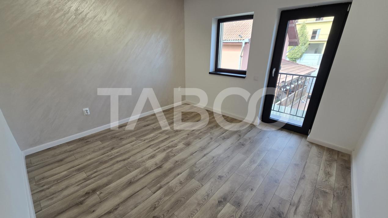 Apartament de vanzare 3 camere decomandate si parcare Lukoil Selimbar