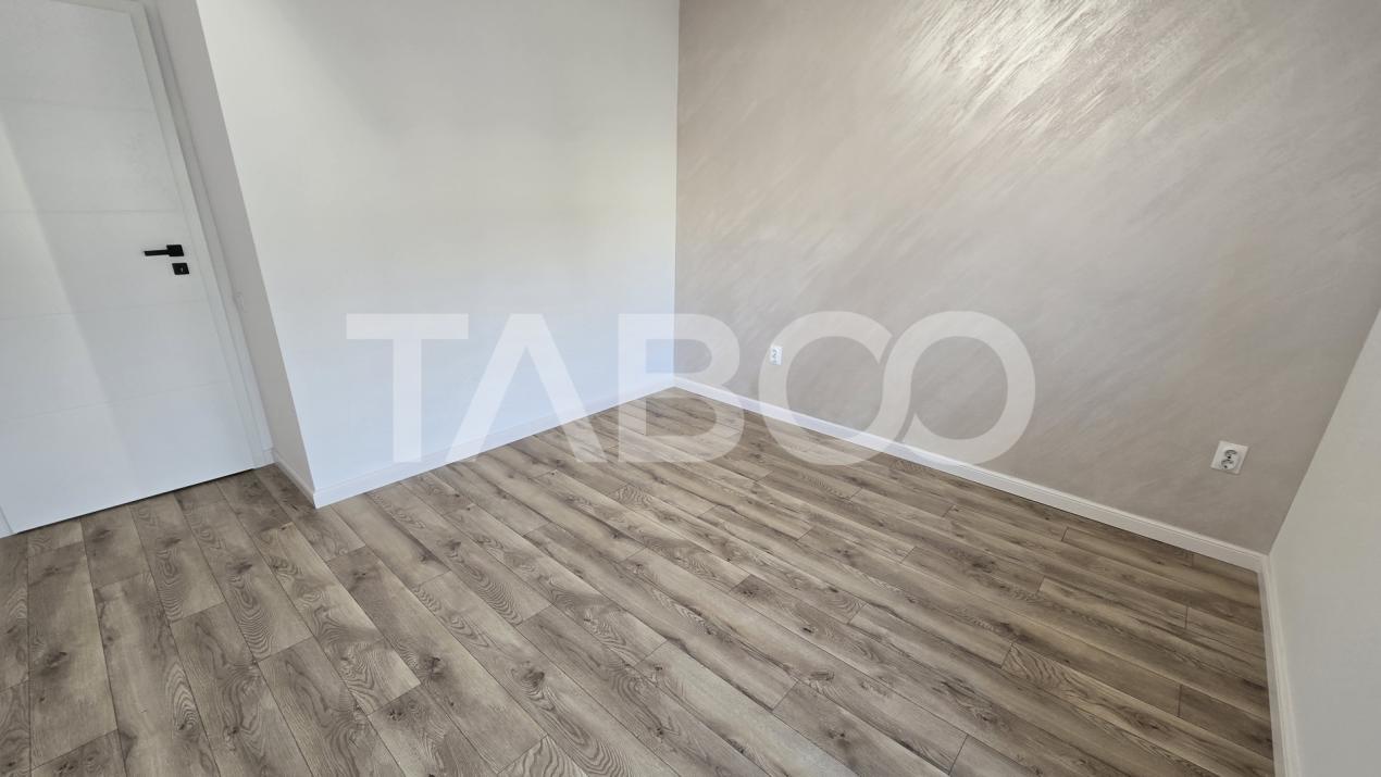 Apartament de vanzare 3 camere decomandate si parcare Lukoil Selimbar