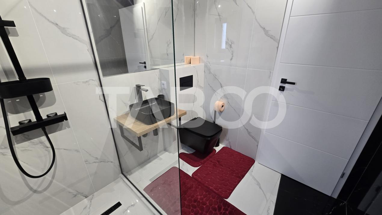 Apartament de vanzare 3 camere decomandate si parcare Lukoil Selimbar