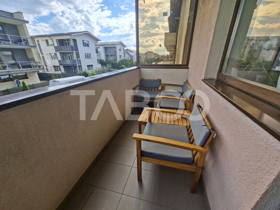 Apartament de vanzare 3 camere etaj 1 zona Brana + bloc cu gradina